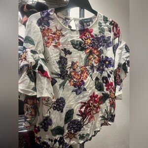Good blouse for a nice dinner floral print